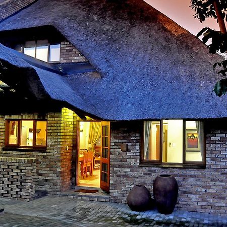 Legend Safaris 257A - In Kruger Park Lodge ヘイジービュー エクステリア 写真