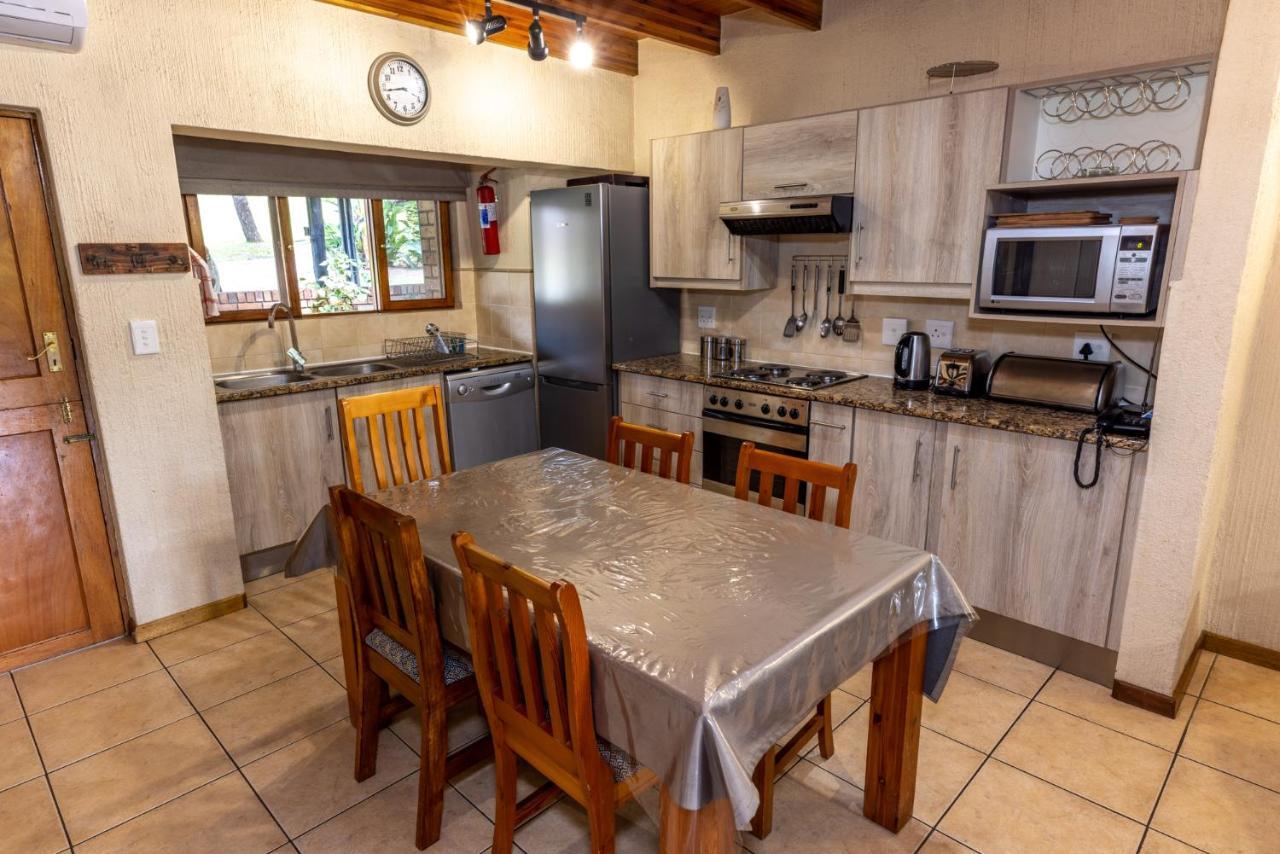 Legend Safaris 257A - In Kruger Park Lodge ヘイジービュー エクステリア 写真