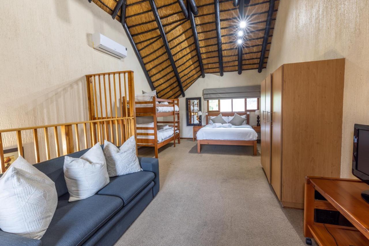 Legend Safaris 257A - In Kruger Park Lodge ヘイジービュー エクステリア 写真