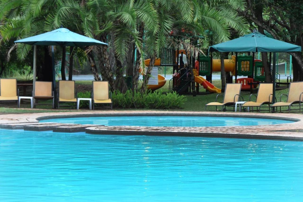 Legend Safaris 257A - In Kruger Park Lodge ヘイジービュー エクステリア 写真